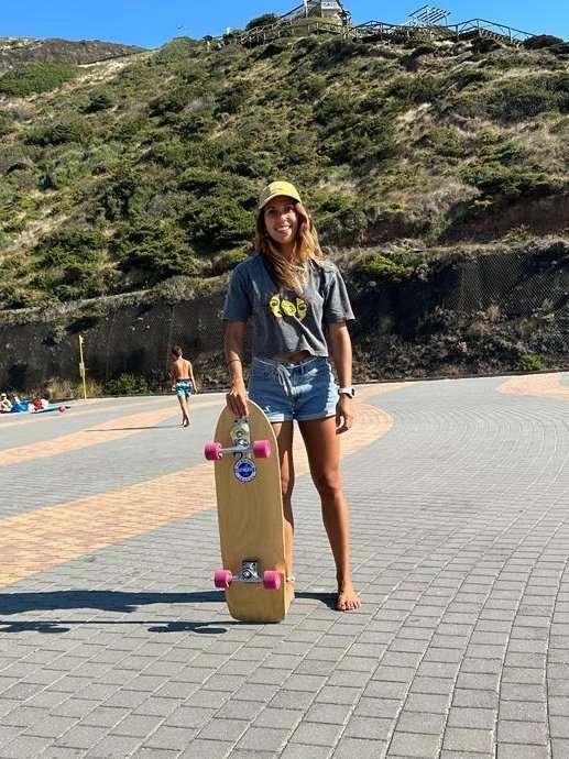 Yasmin, one of Dry Waves Surfskate Coaches
